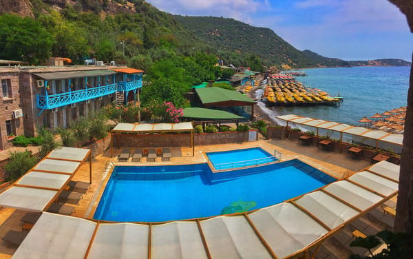Assos Kervansaray Hotel — Konaklama · Behramkale (Assos) Assos Ayvacık