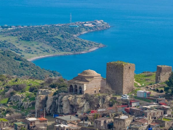 Murad Hüdavendigar Camii — Assos Ayvacık gezilecek yer